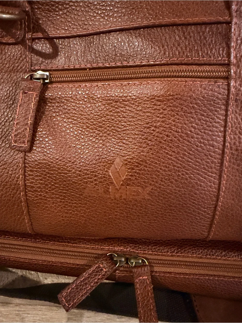 AG Leather Travel Bag Shoe Compartment 100% Pull Up Cognac Leather + Case